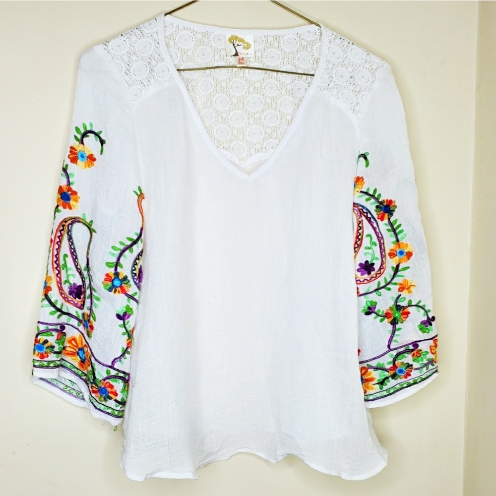1) FIG & FLOWER embroider boho top Sz. PL
